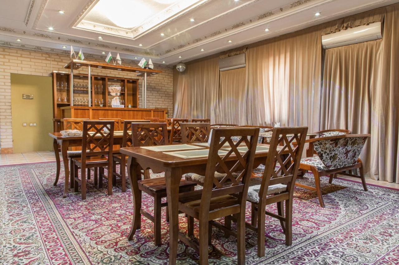 מלון טשקנט Nur M מראה חיצוני תמונה